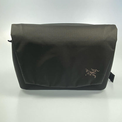 ARC'TERYX | アークテリクス Fyx 9 Bag メッセンジャーバッグ 18103 ブラック【姫路東店】