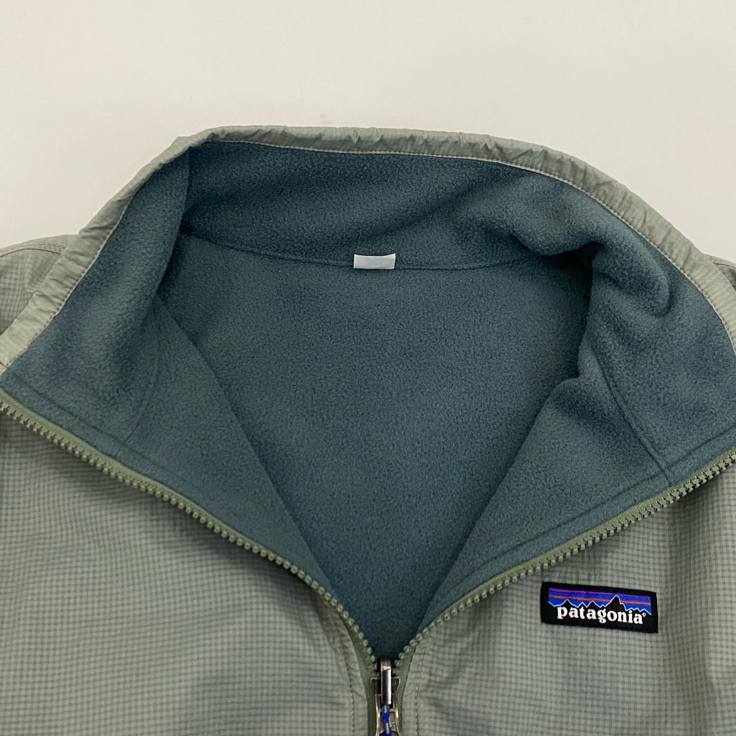 patagonia | パタゴニア Reversible Shelled Microdini Jkt その他アウター 26215 2023A/W ライトグリーン サイズ：M【姫路東店】