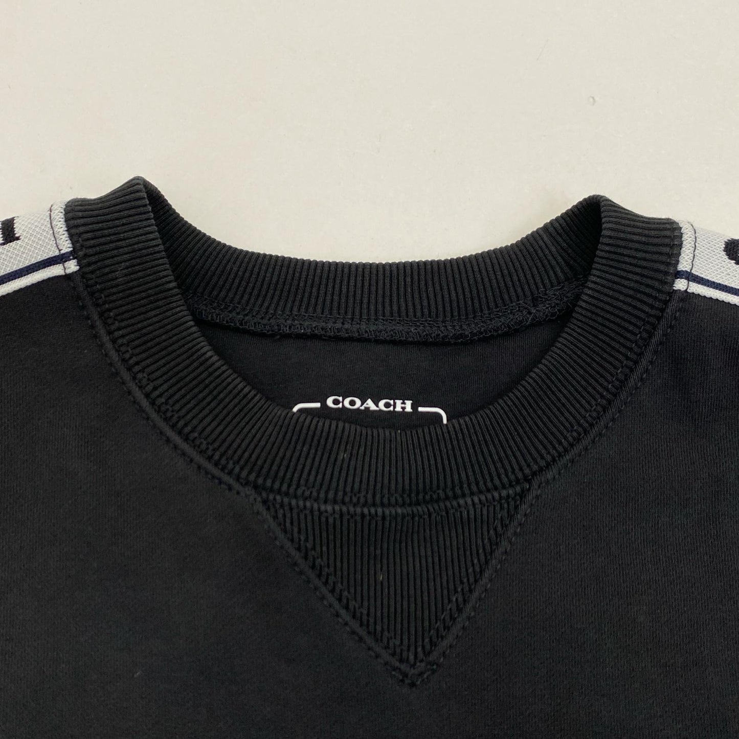COACH | コーチ エッセンシャル クルーネック スウェット C8785 ブラック サイズ：S【姫路東店】