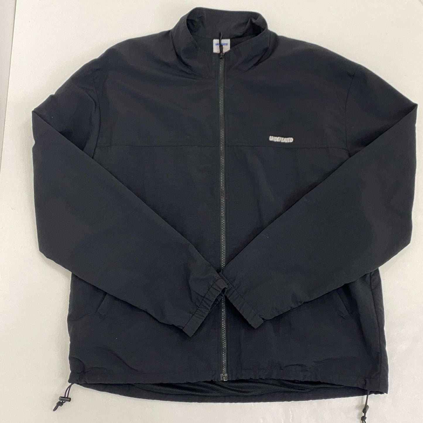 UNDEFEATED | アンディフィーテッド ナイロンジャケット ブラック サイズ：XL【姫路東店】