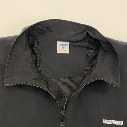 UNDEFEATED | アンディフィーテッド ナイロンジャケット ブラック サイズ：XL【姫路東店】