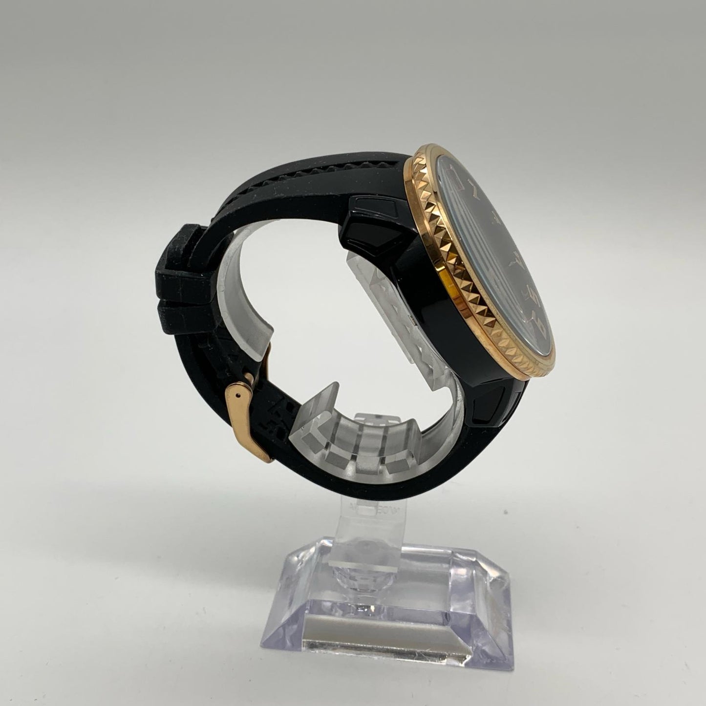 Tendence | テンデンス GULLIVER ROUND 腕時計 TG046012R ゴールド
