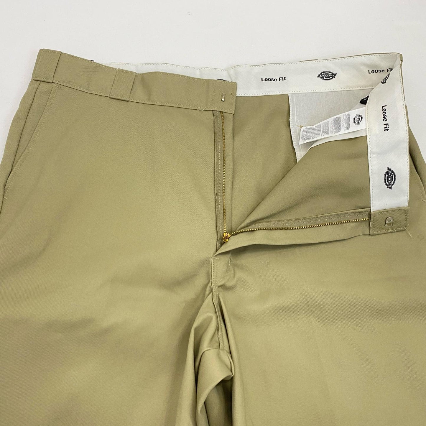 Dickies | ディッキーズ 13INCH MULTI-USE POCKET WORK SHORT ショートパンツ D42283 W:42 カーキ【姫路東店】