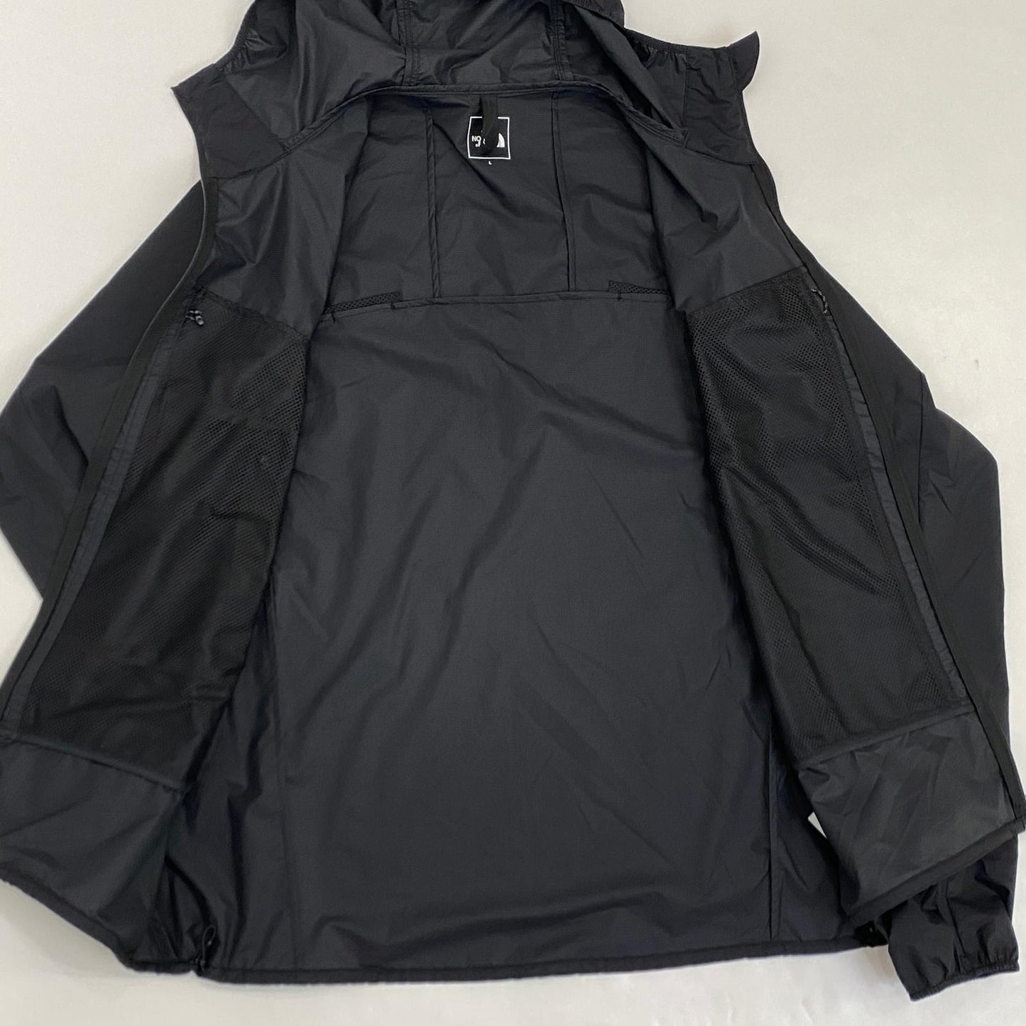 THE NORTH FACE | ザ・ノースフェイス Swallowtail Hoodie ナイロンジャケット NP22601 ブラック サイズ：L【姫路東店】