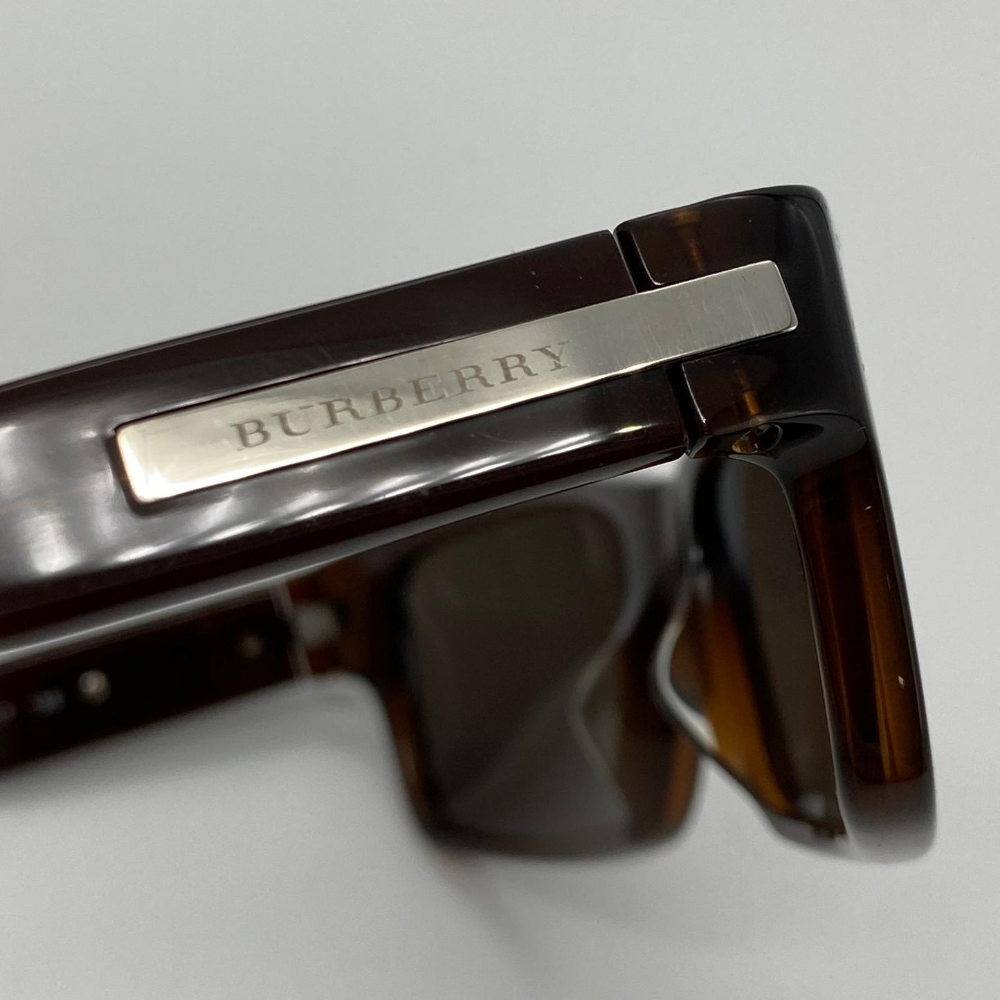 BURBERRY | バーバリー サングラス B4006 3011/3 ｻｲｽﾞ:57□17 ブラウン