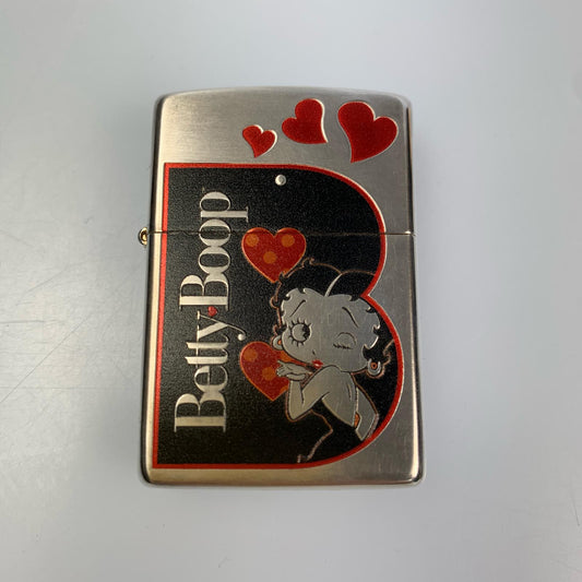 【中古】ZIPPO | ジッポ BETTY BOOP 90th LOVE 「B」 ライター 年式:2021年製 シルバー【姫路東店】