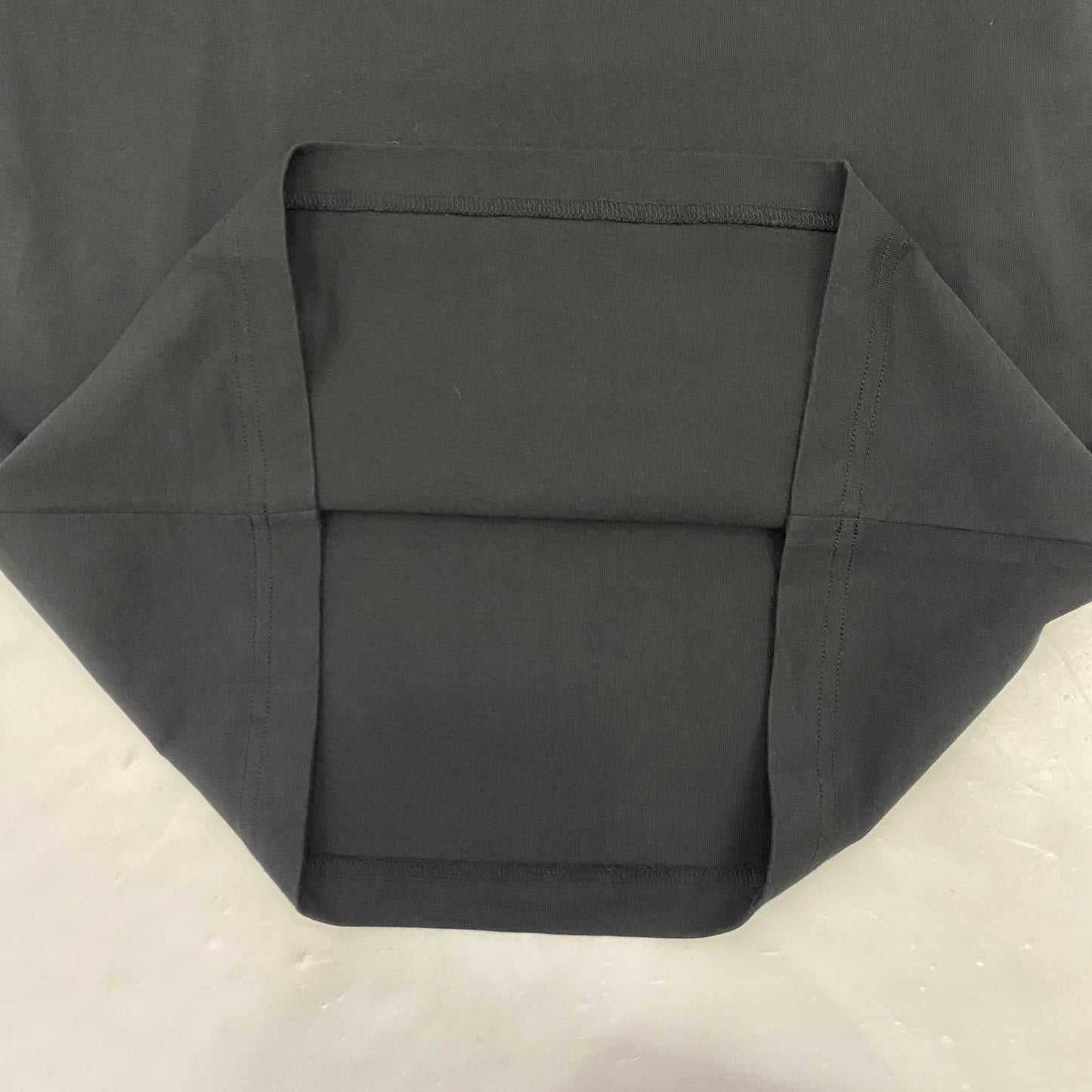 MONCLER | モンクレール 半袖Ｔシャツ L10918C00034 国内正規品 ブラック サイズ：M【姫路東店】
