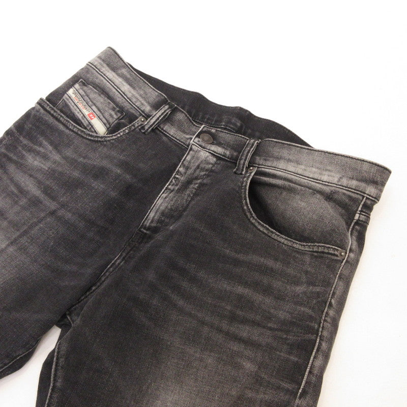 DIESEL | ディーゼル 2019 D-STRUKT-R デニムパンツ A12026 ブラック サイズ：32【姫路東店】