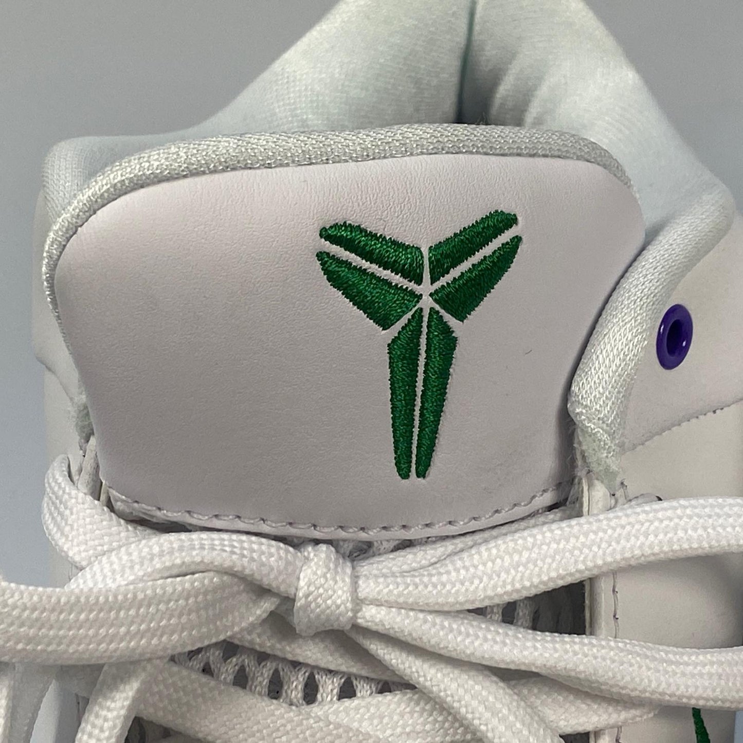 NIKE | ナイキ KOBE 4 PROTRO DRAFT PACK BUCKS スニーカー IV6585-900 2026S/S 26.5cm ホワイト 26.5cm【姫路東店】