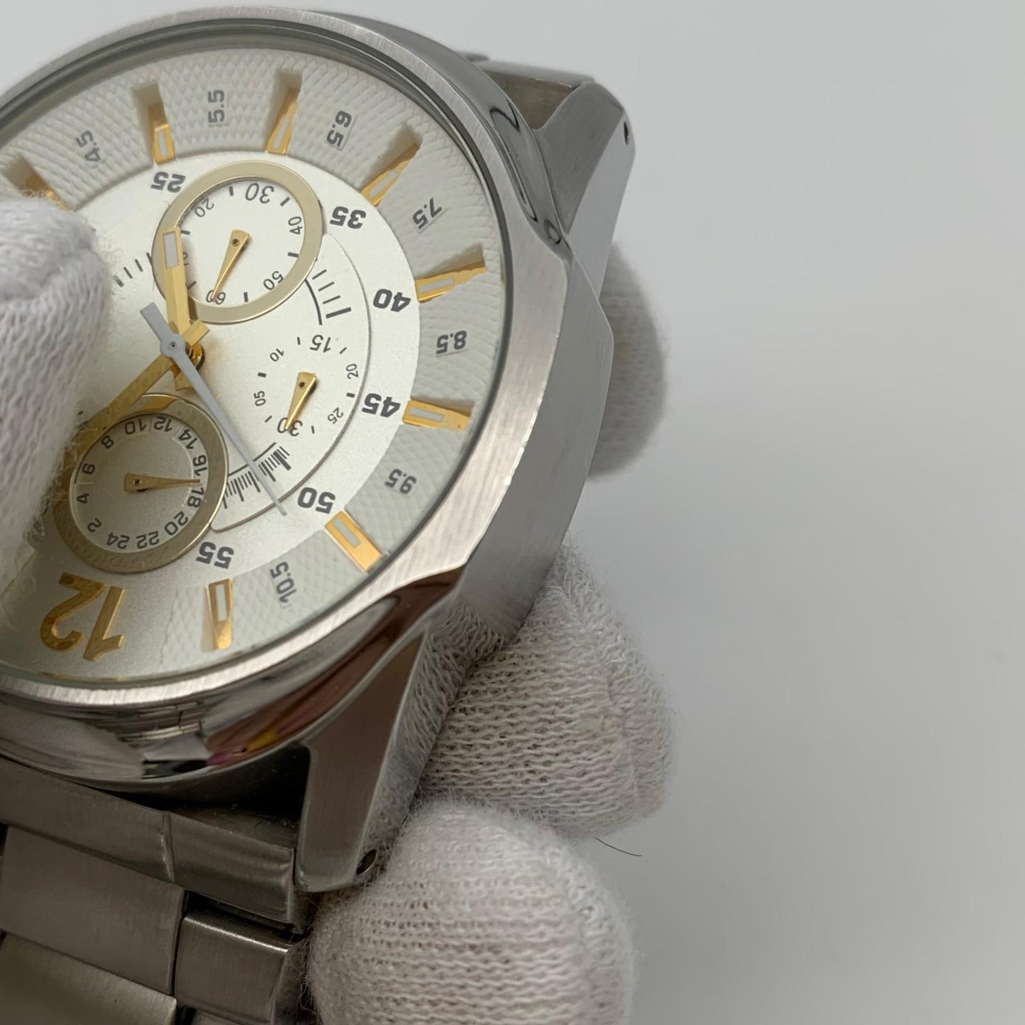 DIESEL | ディーゼル MEGA CHIEF 腕時計 DZ4265 アナログクォーツ シルバー【姫路東店】