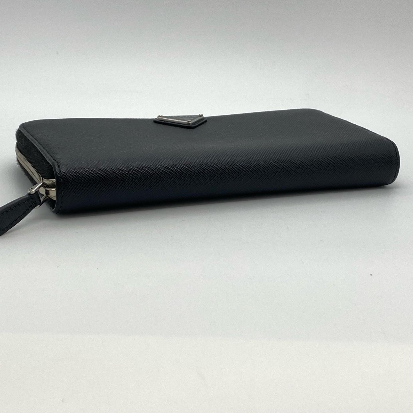 PRADA | プラダ サフィアーノ 長財布 1ML506 ラウンドファスナー長財布【姫路東店】