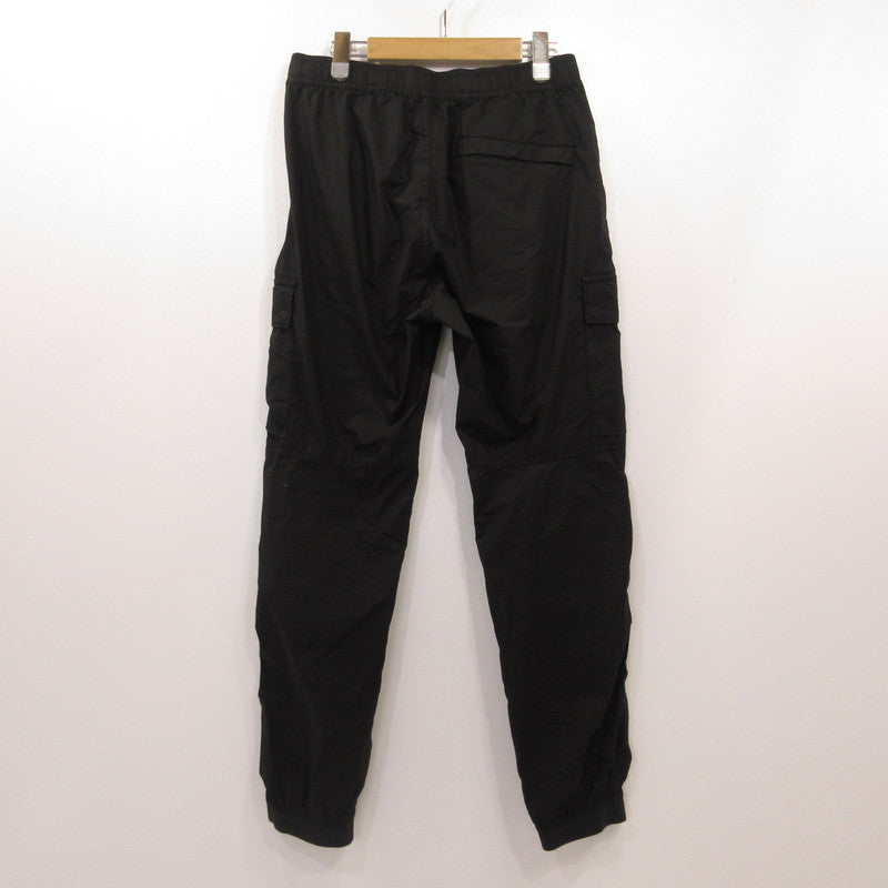 STONE ISLAND | ストーンアイランド LOGO COTTON CARGO TROUSERS カーゴパンツ K1S153100031 国内正規品 ブラック サイズ：30【姫路東店】
