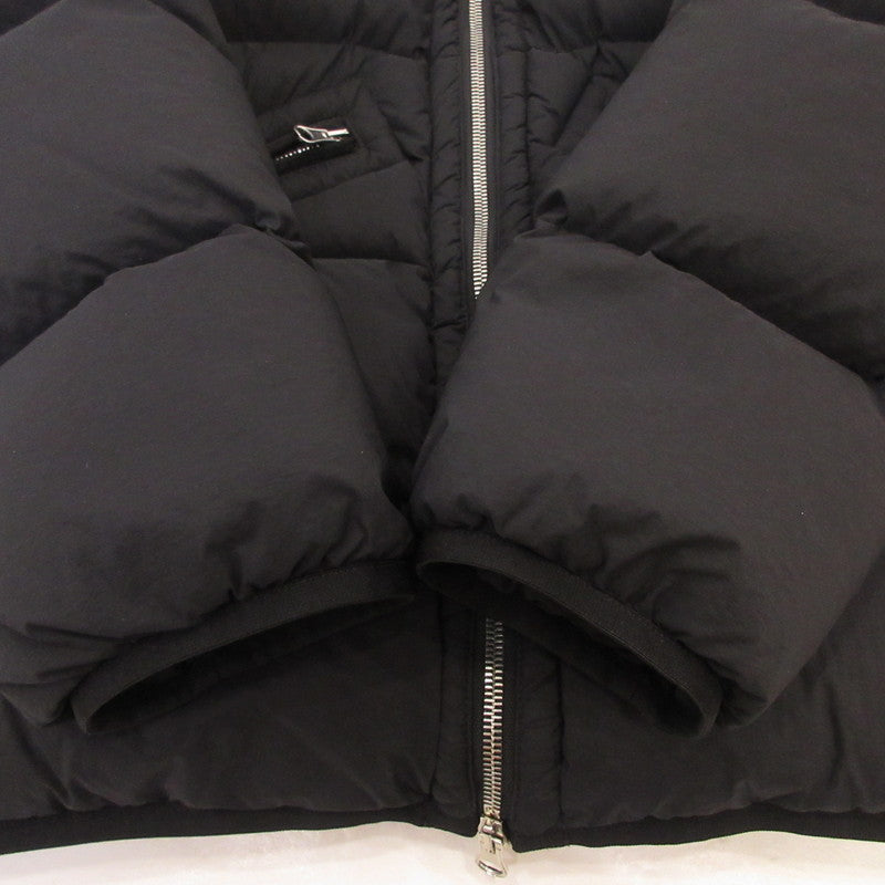 STONE ISLAND | ストーンアイランド SEAMLESS TUNNEL NYLON DOWN ダウンジャケット 811543028 国内正規タグ ブラック サイズ：S【姫路東店】