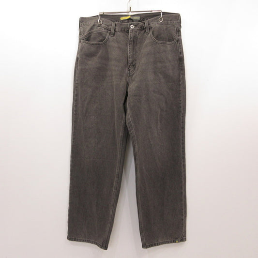 Levi's | リーバイス デニムパンツ A7488-0014 グレー サイズ：36【姫路東店】