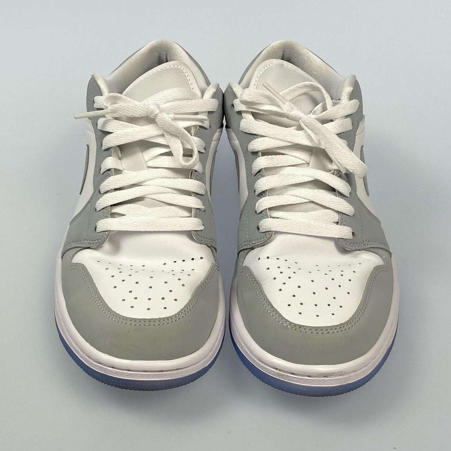 NIKE | ナイキ WMNS AIR JORDAN 1 LOW WHITE/WOLF GREY-ALUMINUM スニーカー DC0774-105 2024S/S 27.5cm グレー【姫路東店】
