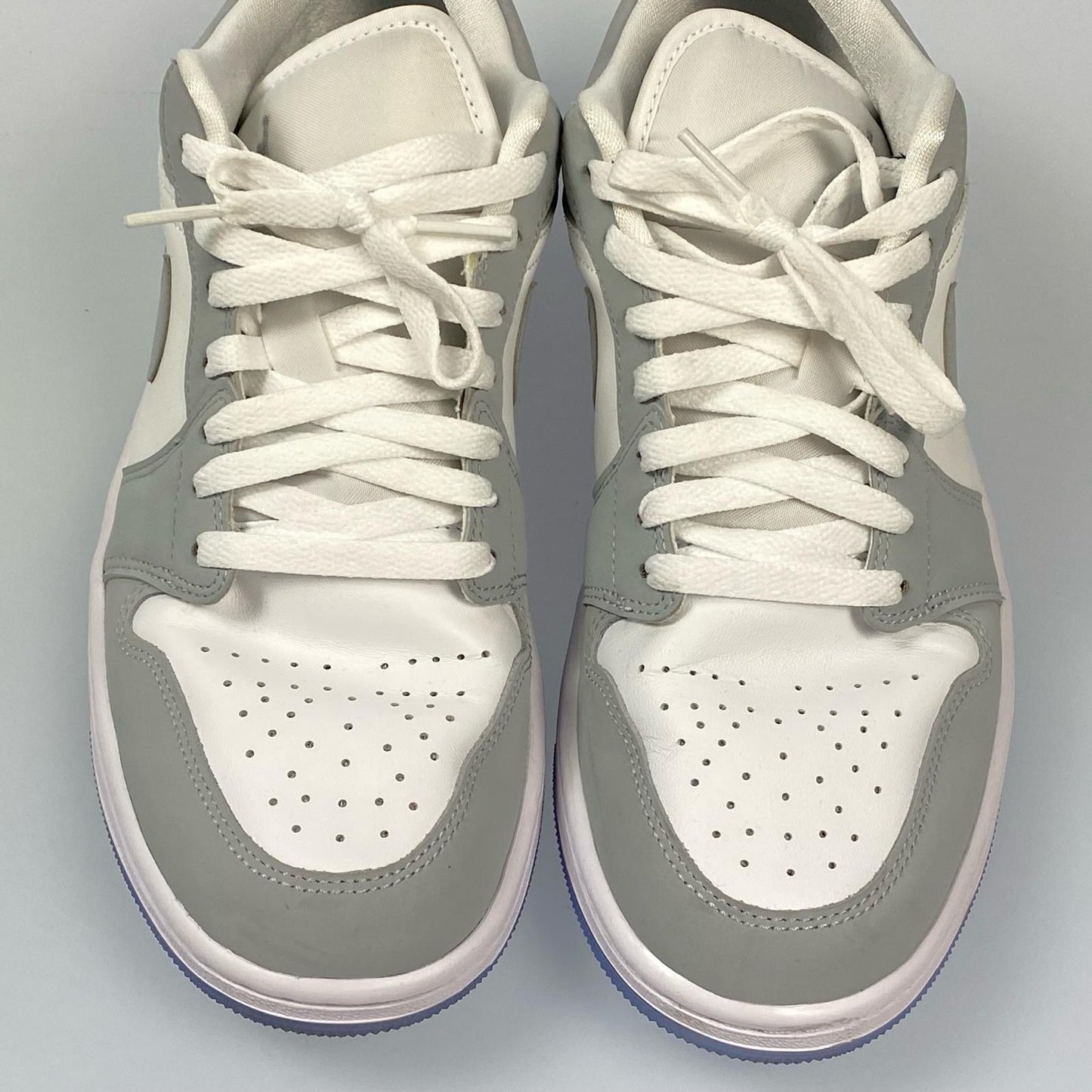 NIKE | ナイキ WMNS AIR JORDAN 1 LOW WHITE/WOLF GREY-ALUMINUM スニーカー DC0774-105 2024S/S 27.5cm グレー【姫路東店】