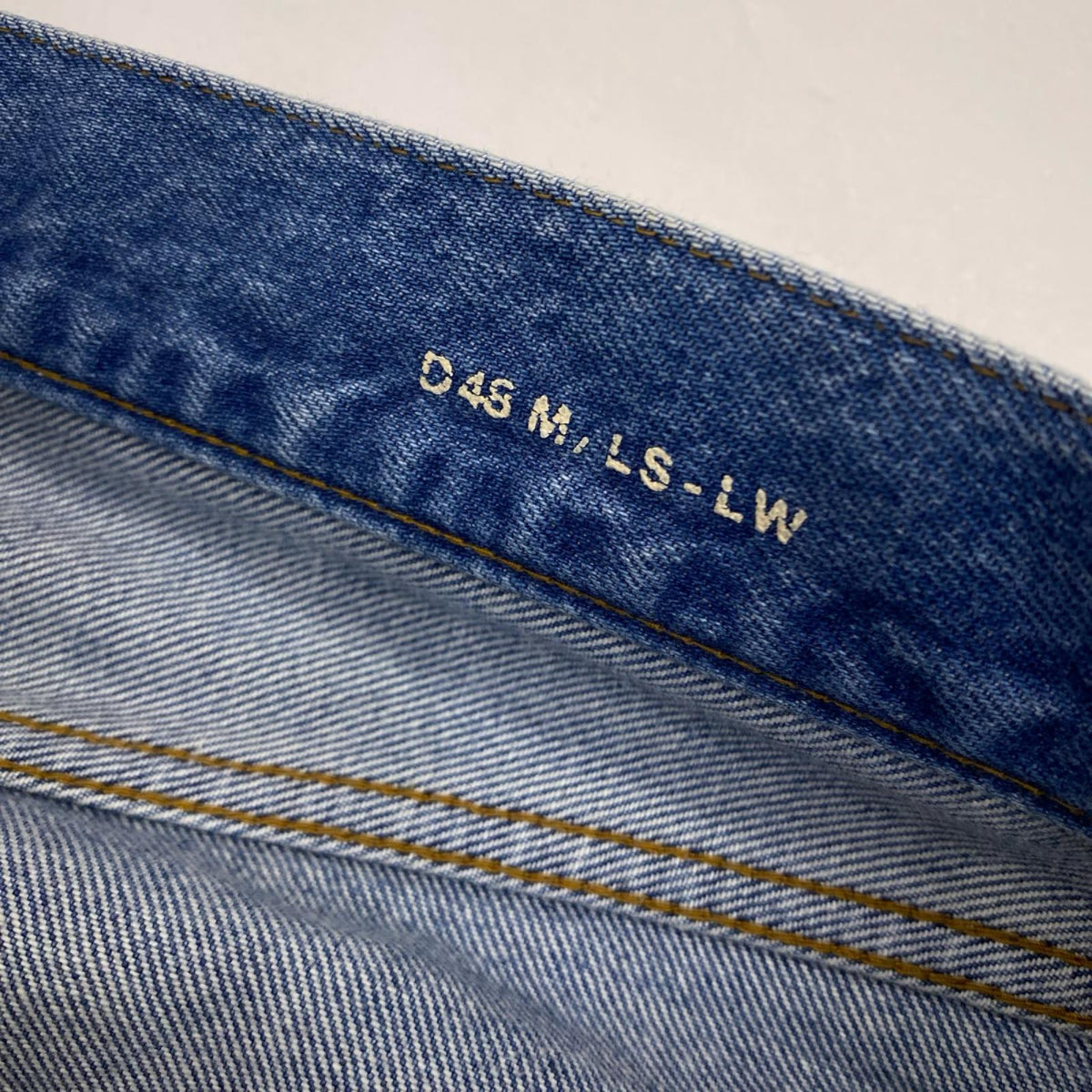 SAINT LAURENT | サンローラン Slim Fit Jeans デニムパンツ 810764 2024A/W ライトブルー サイズ：30【姫路東店】