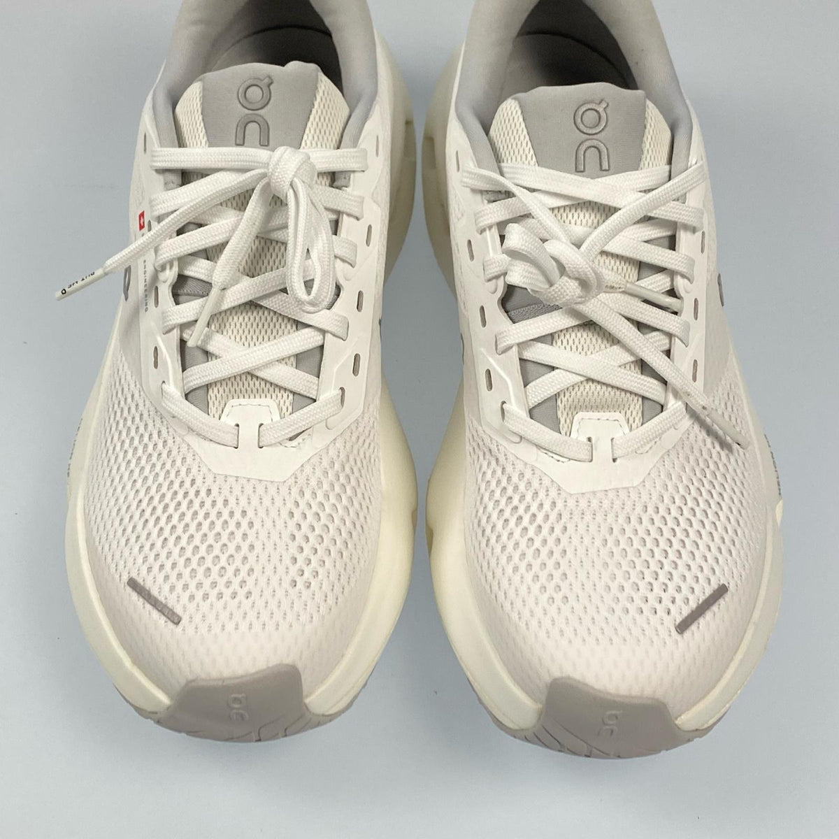 On | オン Cloudrunner 3 Max スニーカー 3MG30200813 26.5cm ホワイト【姫路東店】