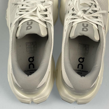 On | オン Cloudrunner 3 Max スニーカー 3MG30200813 26.5cm ホワイト【姫路東店】