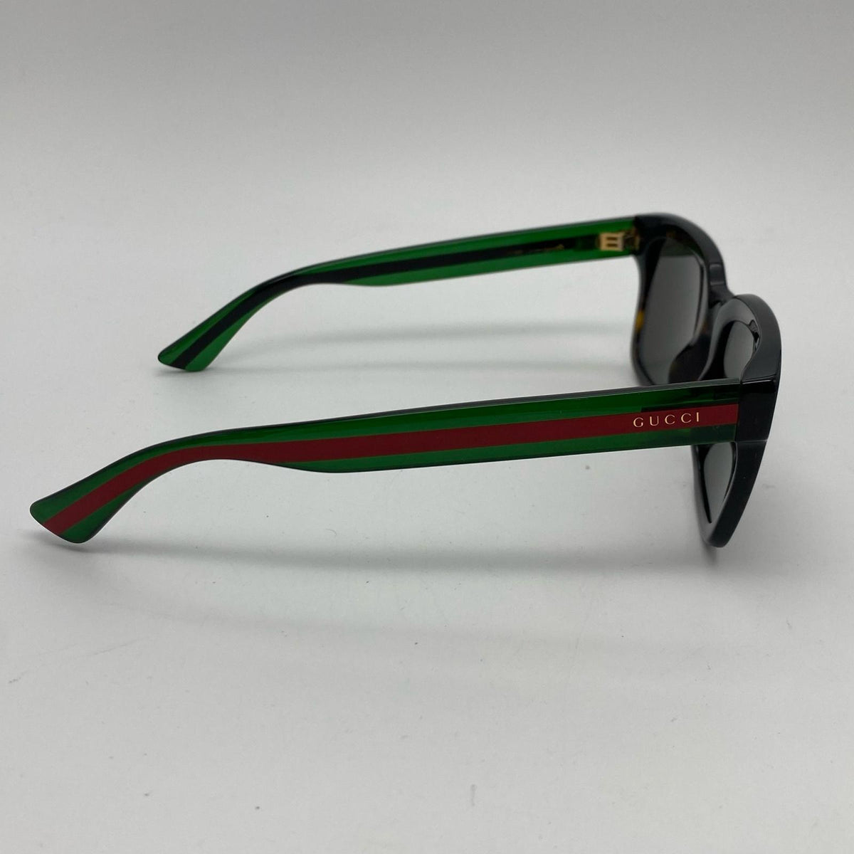 GUCCI | グッチ サングラス GG0001S ｻｲｽﾞ:52□21 ブラック【姫路東店】