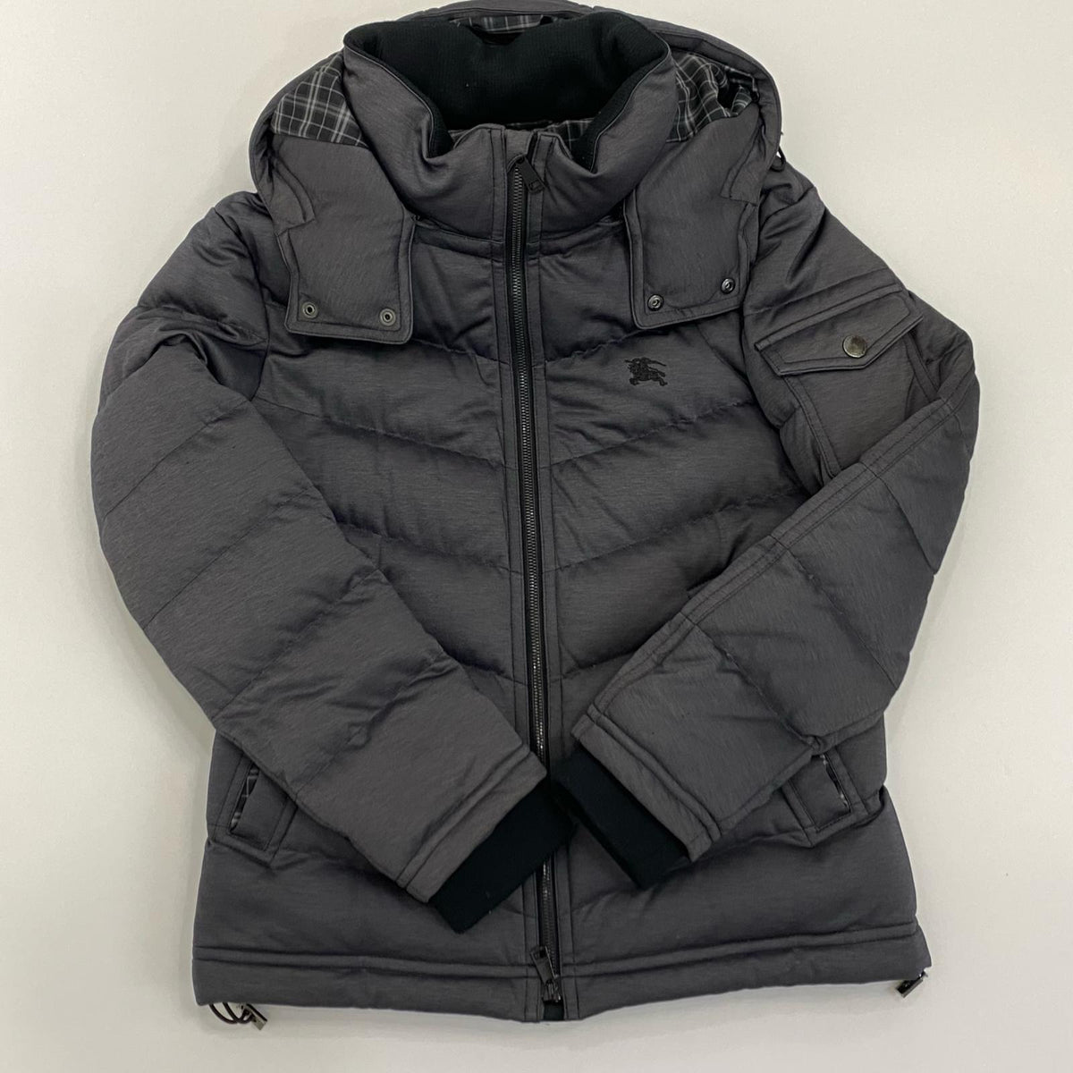 BURBERRY BLACK LABEL | バーバリーブラックレーベル ダウンジャケット D1F23-621-06 グレー サイズ：M【姫路東店】