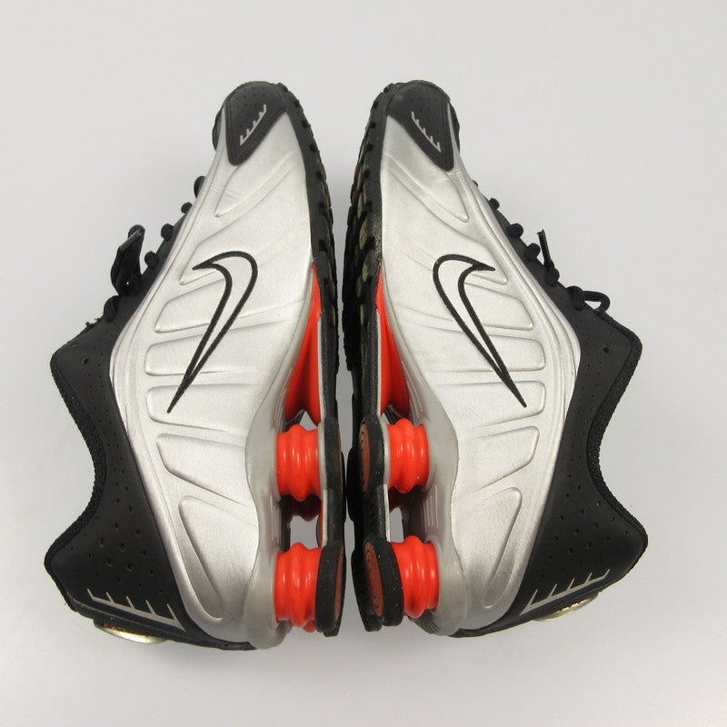 NIKE | ナイキ SHOX R4 METALLIC SILVER スニーカー HQ1988-002 シルバー 28cm【姫路東店】