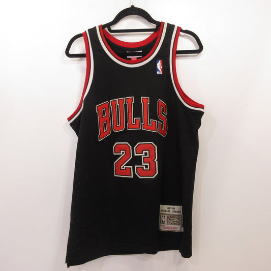 MITCHELL&NESS | ミッシェルアンドネスミッチェルアンドネス CHICAGO BULLS JORDAN 23 タンクトップ ブラック サイズ：M【姫路東店】