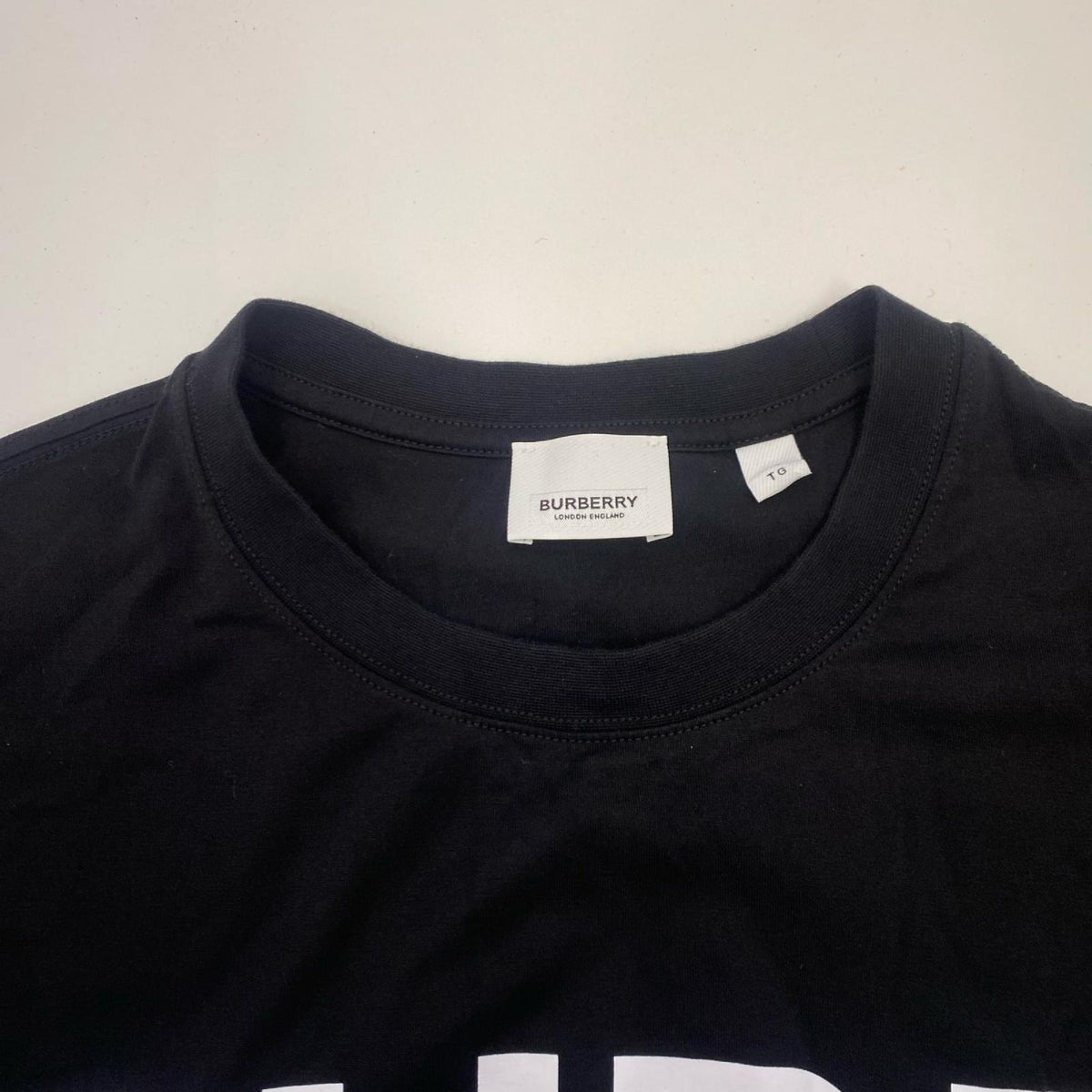 BURBERRY London England | バーバリーロンドンイングランド ホースフェリーTシャツ 半袖Ｔシャツ 8084331 国内正規品 ブラック サイズ：XL【姫路東店】