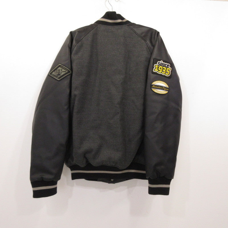 HANSHIN TIGERS 阪神タイガース TIGERS OFFICIAL FAN CLUB 2026 スタジャン グレー サイズ：L【姫路東店】