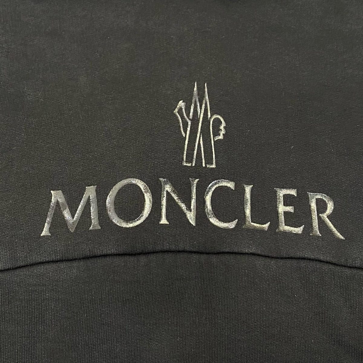 MONCLER | モンクレール FELPA CON CAPPUCCIO パーカー G20918G00025 2021A/W ブラック サイズ：L【姫路東店】