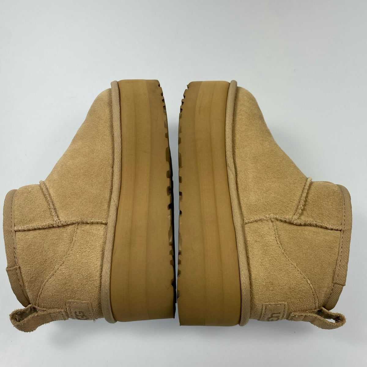 UGG | アグ Classic Ultra Mini Platform ローファー 1135092 サイズ:22.0cm ベージュ【姫路東店】