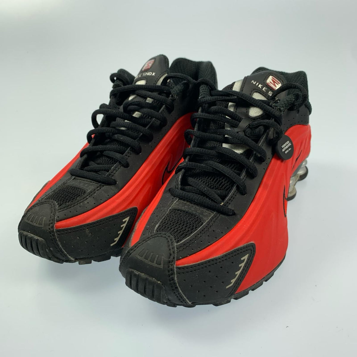 NIKE | ナイキ SHOX R4 スニーカー HQ1988-600 サイズ:25.0cm レッド【姫路東店】