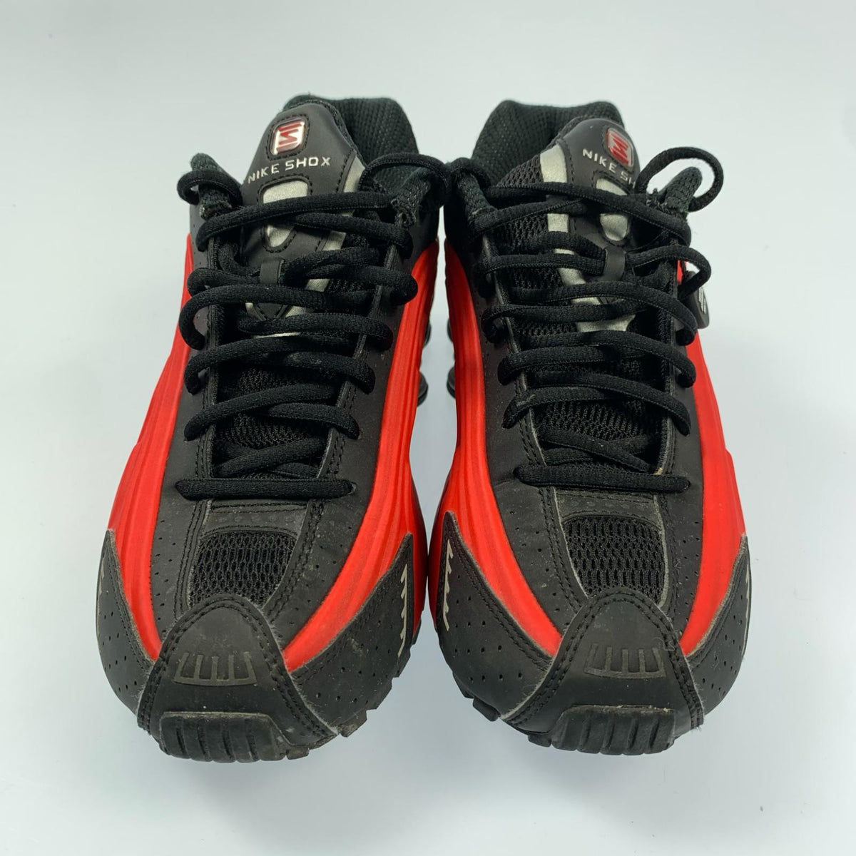 NIKE | ナイキ SHOX R4 スニーカー HQ1988-600 サイズ:25.0cm レッド【姫路東店】