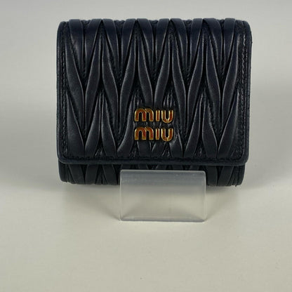 Miu Miu | ミュウ ミュウ Matelasse Tri-Fold Wallet 三つ折り財布 5MH033【姫路東店】