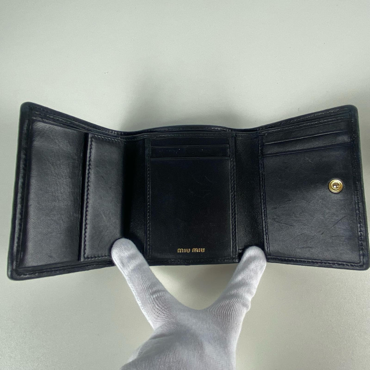 Miu Miu | ミュウ ミュウ Matelasse Tri-Fold Wallet 三つ折り財布 5MH033【姫路東店】
