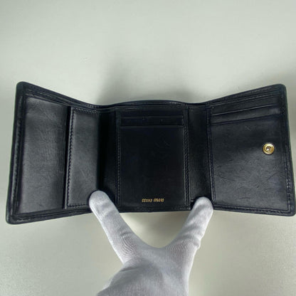 Miu Miu | ミュウ ミュウ Matelasse Tri-Fold Wallet 三つ折り財布 5MH033【姫路東店】
