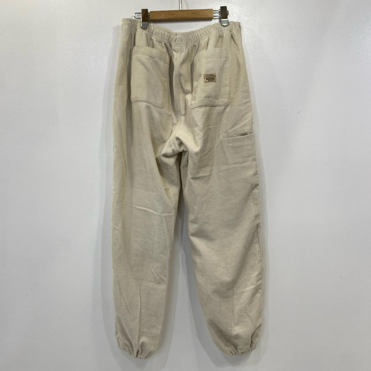 STUSSY | ステューシー Wide Wale Cord Beach Pant パンツ 116567 ホワイト サイズ：L【姫路東店】