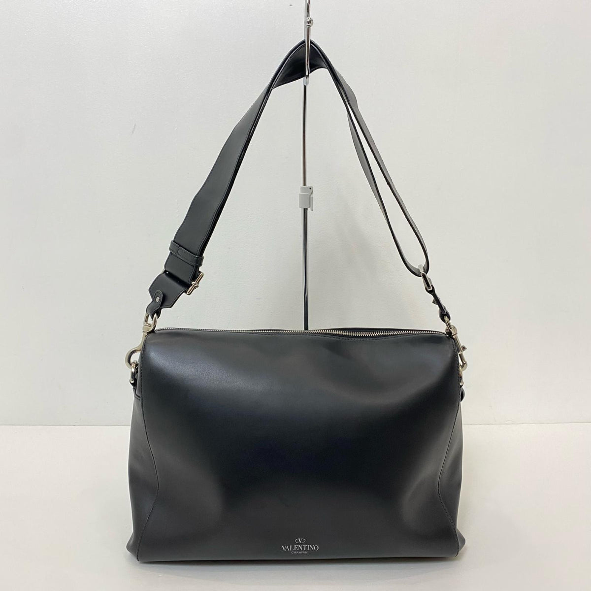 Valentino | ヴァレンチノ ショルダーバッグ ブラック【姫路東店】