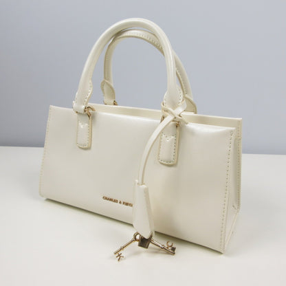 CHARLES&KEITH　チャールズ & キース　その他バッグ CK2-30271481 クリーム【姫路東店】