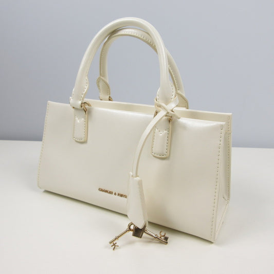 CHARLES&KEITH　チャールズ & キース　その他バッグ CK2-30271481 クリーム【姫路東店】