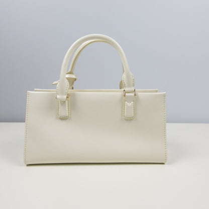 CHARLES&KEITH　チャールズ & キース　その他バッグ CK2-30271481 クリーム【姫路東店】