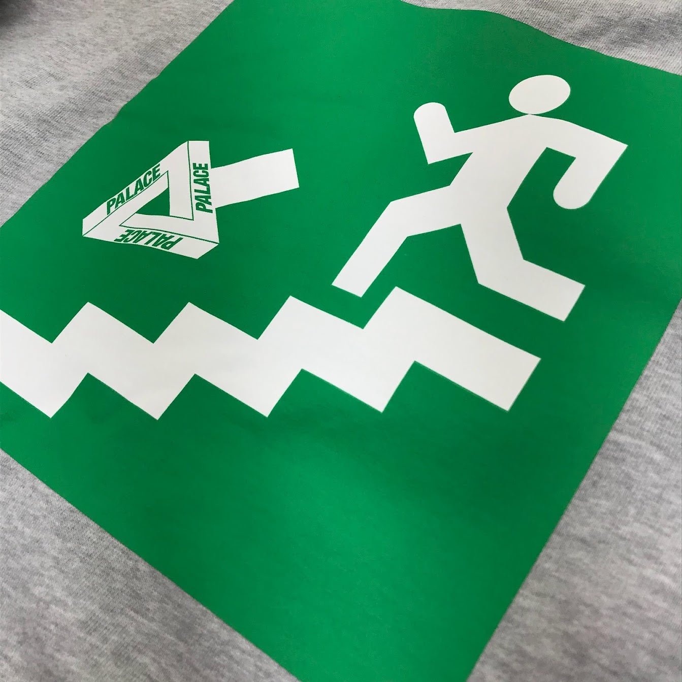 PALACE SKATEBOARDS | パレススケートボード VEXIT HOOD プルオーバーパーカー パーカー グレー サイズ：XL【倉吉店】