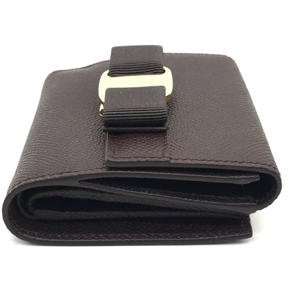 Salvatore Ferragamo | サルヴァトーレフェラガモ ヴァラ・リボン/二つ折り財布 二つ折り財布 22A926 ブラウン【倉吉店】