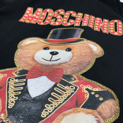 MOSCHINO | モスキーノ MOSCHINO BEAR転写プリント付きロング丈パーカー パーカー V0453 0527 ブラック【倉吉店】