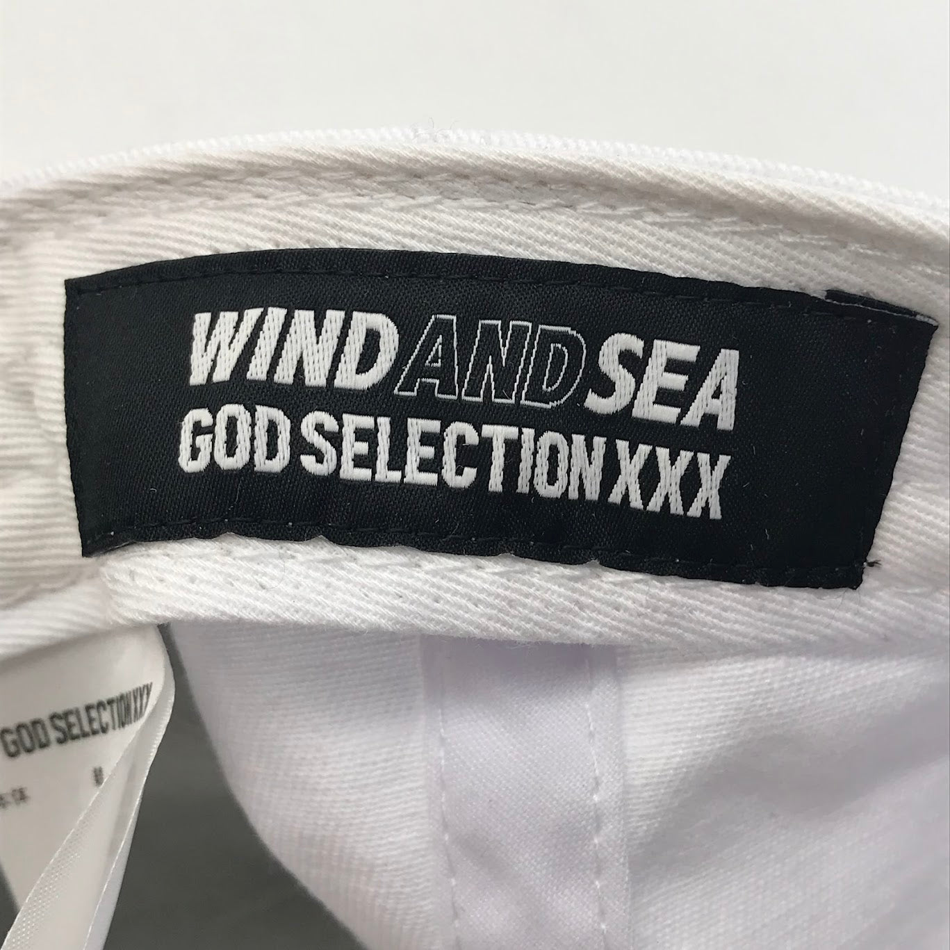 GOD SELECTION XXX | ゴッドセレクショントリプルエックス ×WIND AND SEA/ キャップ GX-A23-WSHT-01 ホワイト【倉吉店】