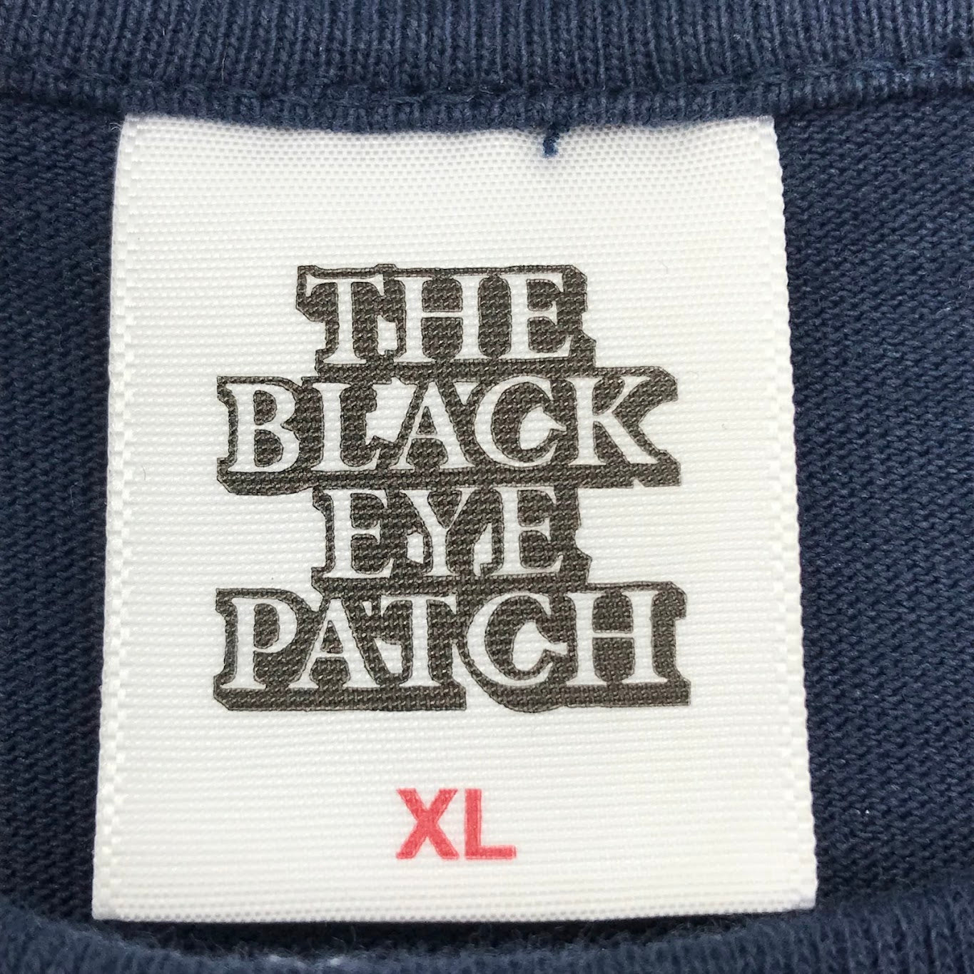 BlackEyePatch | ブラックアイパッチ HANDLE WITH CARE TEE 半袖Ｔシャツ ネイビー サイズ：XL【倉吉店】