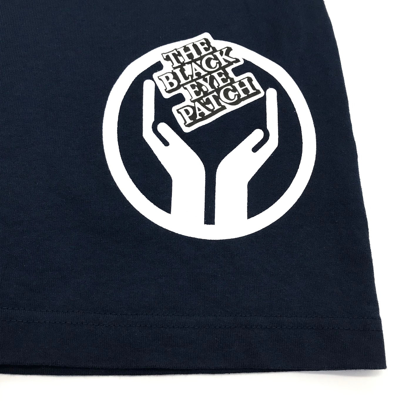 BlackEyePatch | ブラックアイパッチ HANDLE WITH CARE TEE 半袖Ｔシャツ ネイビー サイズ：XL【倉吉店】
