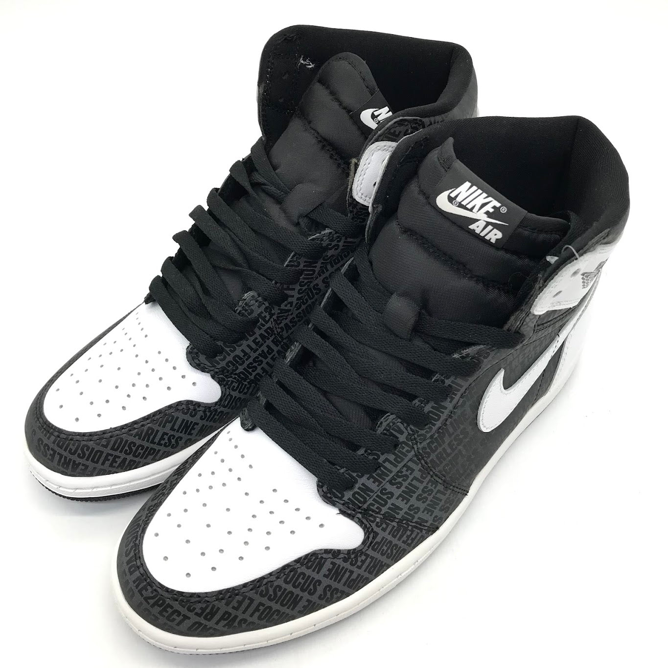 NIKE | ナイキ AIR JORDAN 1 RETRO HIGH OG “RE2PECT” スニーカー 555088-008 ホワイト【倉吉店】