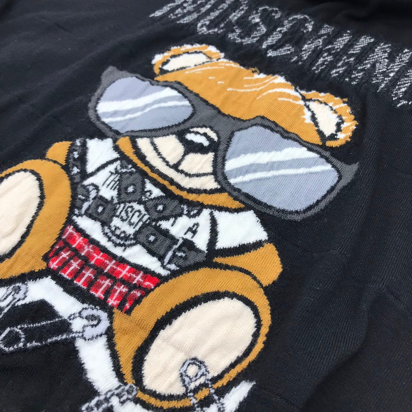 MOSCHINO | モスキーノ パンク風BEARプリント付きクルーネックニット セーター A0931 5508 ブラック【倉吉店】