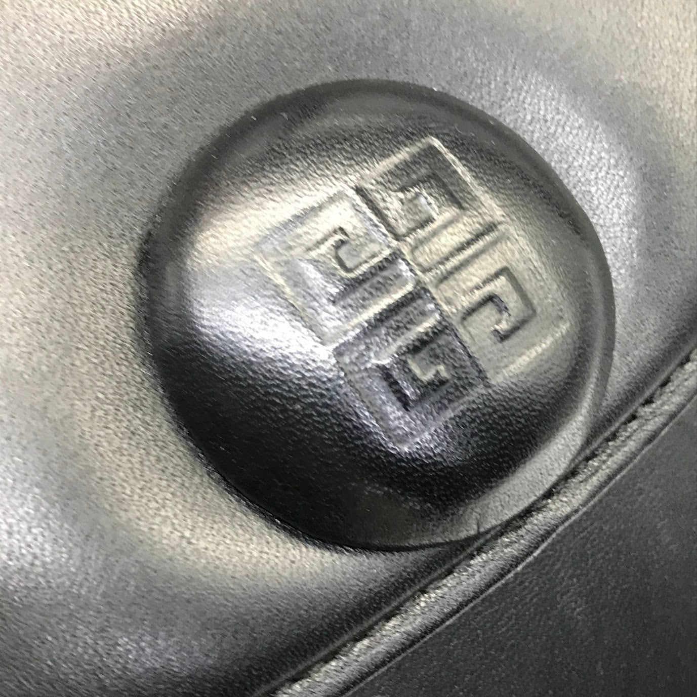 GIVENCHY | ジバンシィ トートバッグ 25721 ブラック【倉吉店】